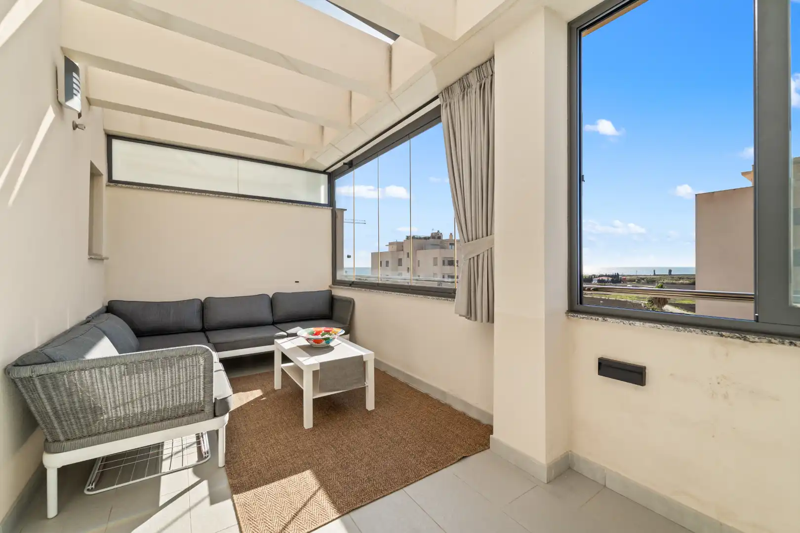 Terrasse von Dachboden zum Verkauf in Vélez-Málaga mit Klimaanlage, Terrasse und Möbliert