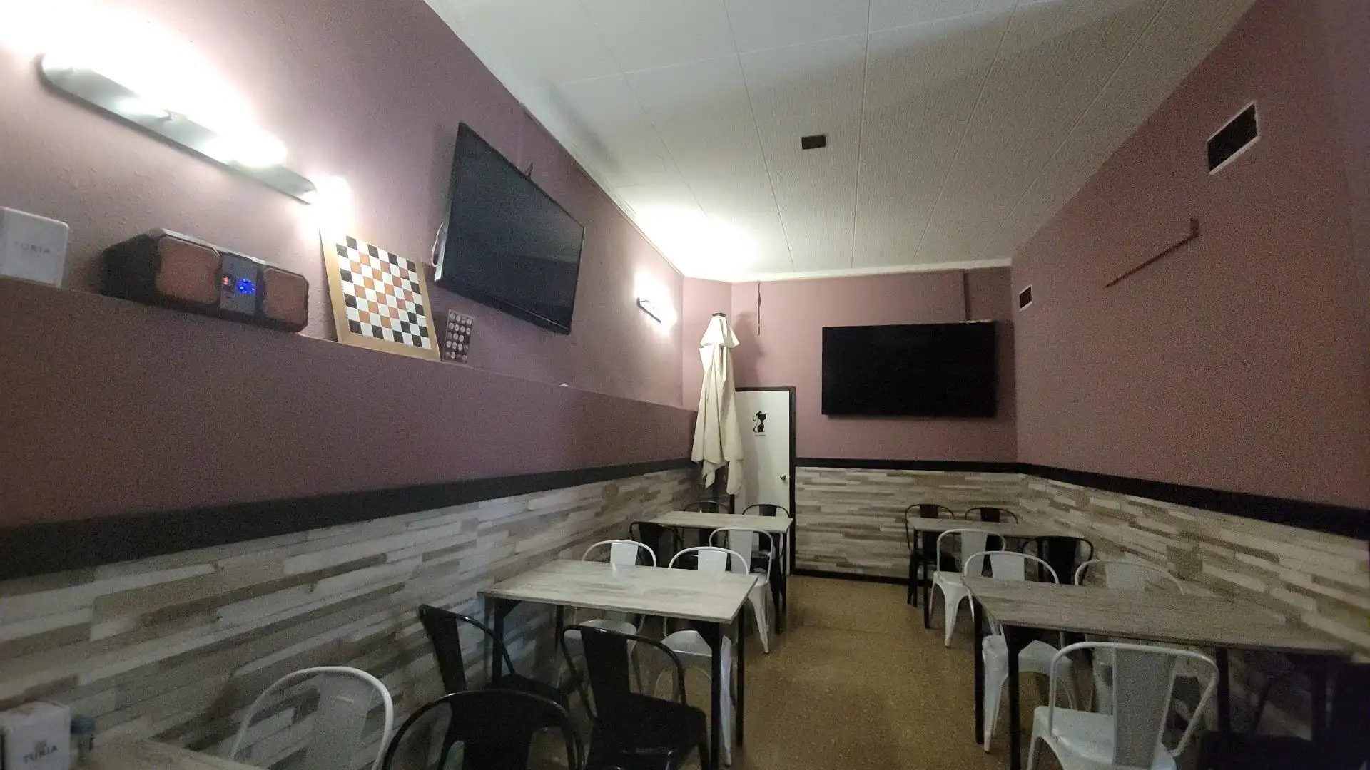 Geschaftsraum zur Miete in Carrer ESTRONCI DE L', Sanfeliu