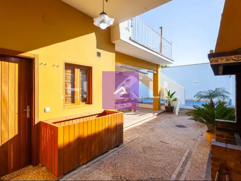 Vista exterior de Casa o chalet en venta en Alzira con Aire acondicionado, Terraza y Trastero