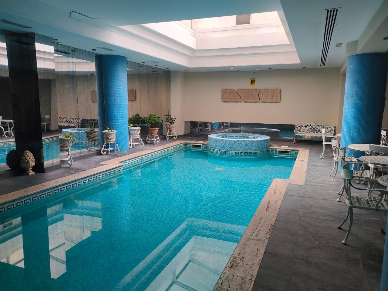 Swimming pool of Flat for sale in  Zaragoza Capital  with Air Conditioner, Heating and Swimming Pool