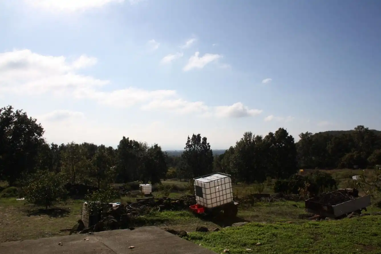 Finca rústica en venta en Torremenga con Jardín privado, Terraza y Amueblado