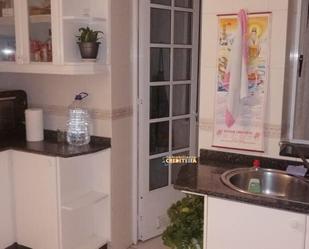 Kitchen of Flat for sale in Vigo 