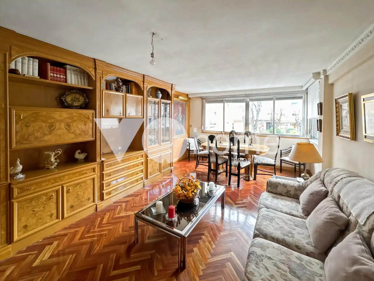 Living room of Flat for sale in Madrid  with Heating, Parquet flooring and Balcony