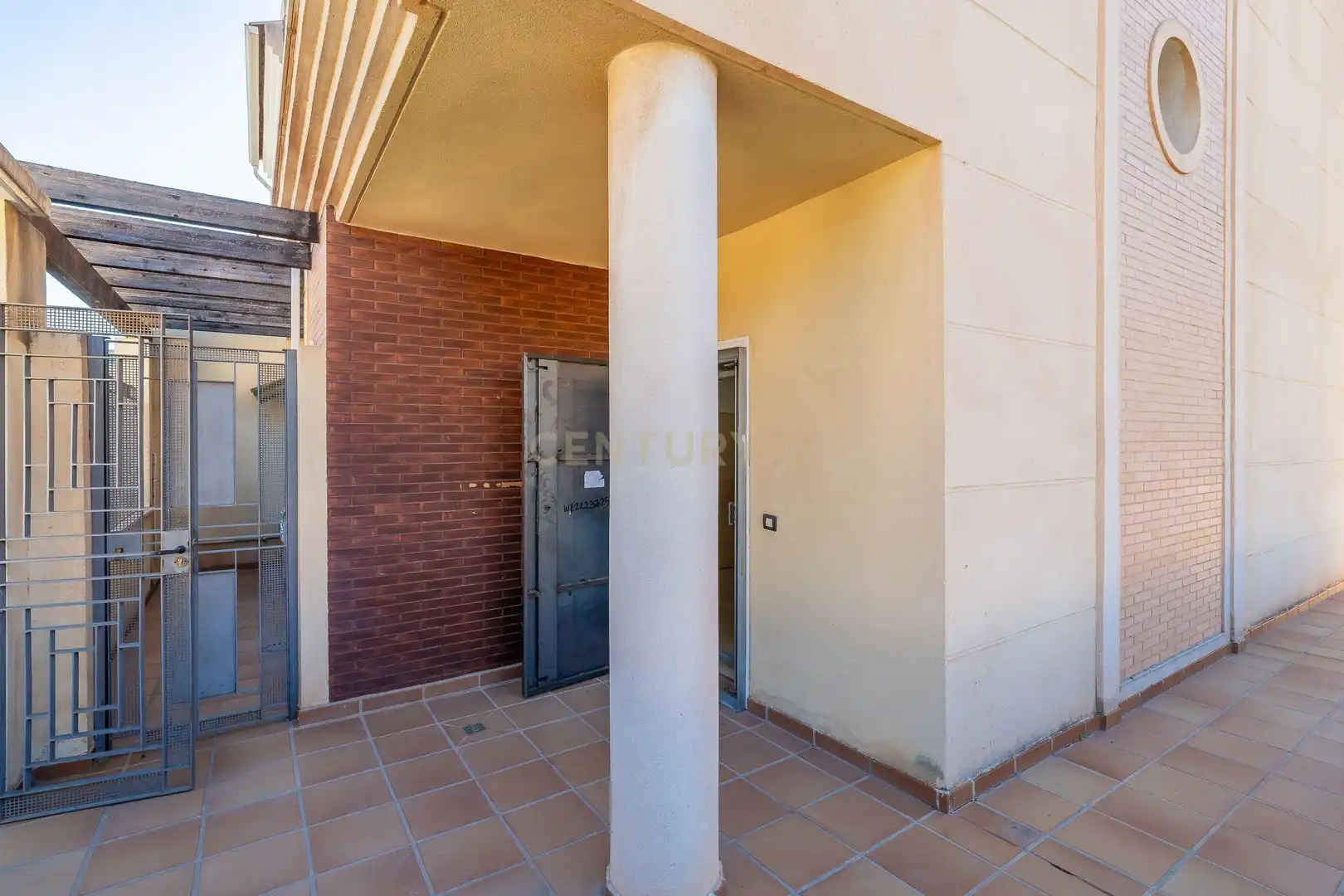 Houses for sale in Málaga  with Air Conditioner, Private garden and Storage room
