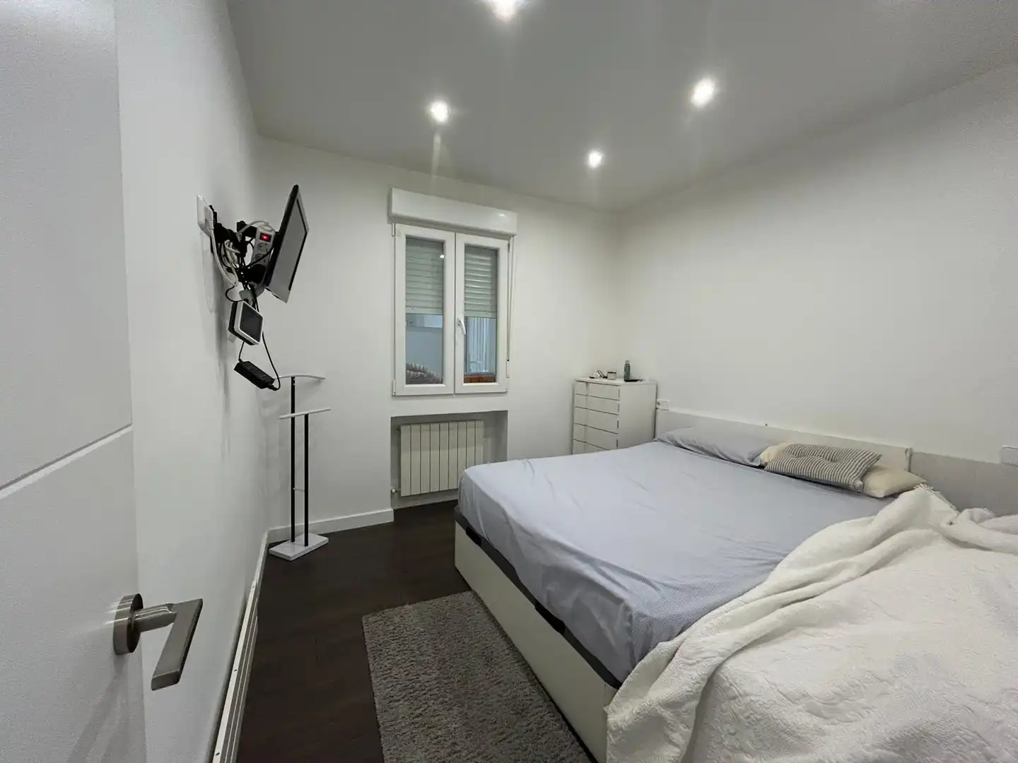 Habitación de Edificio en venta en Segovia