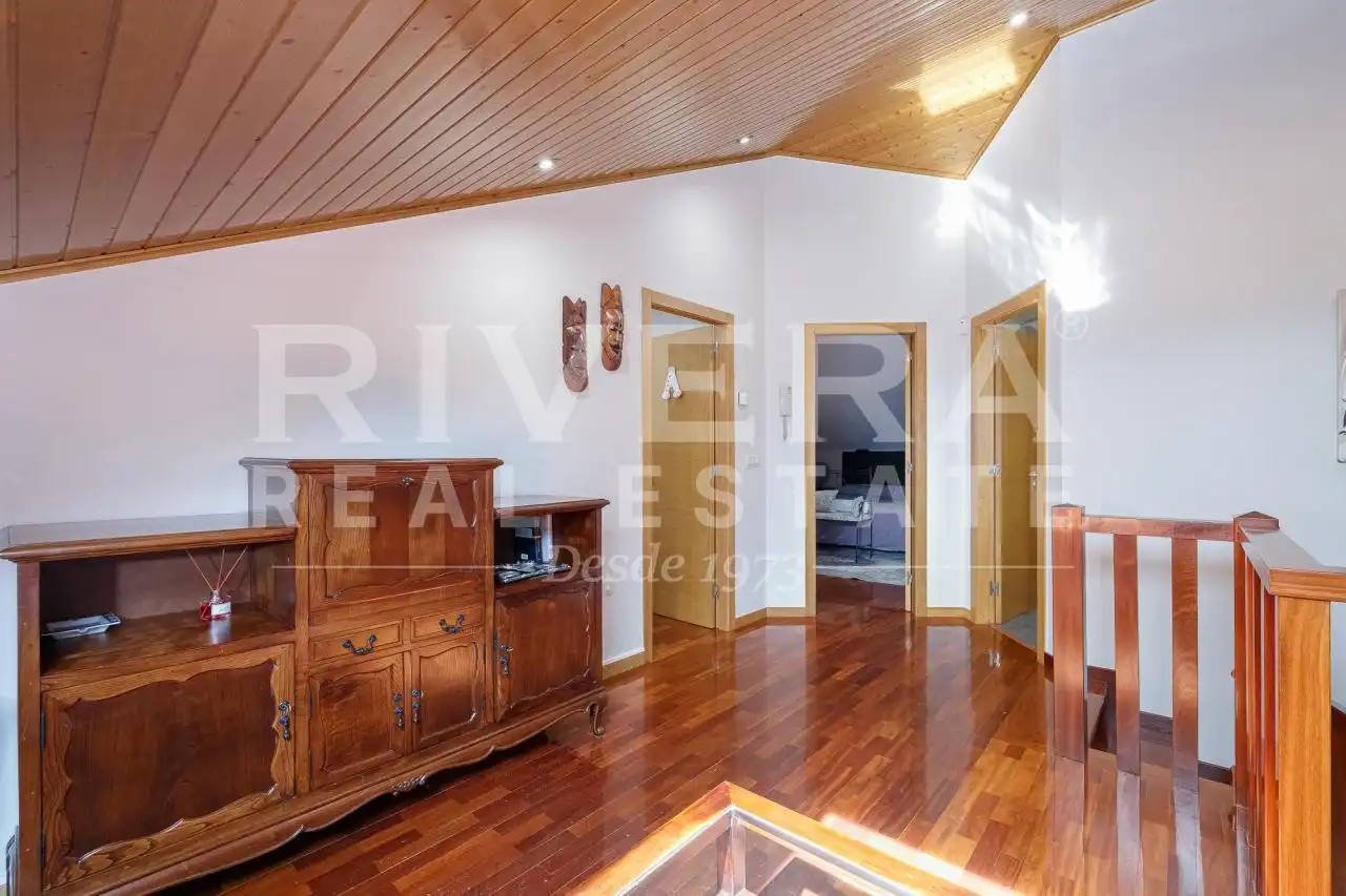 Sala de estar de Casa o chalet en venta en O Rosal   con Calefacción, Jardín privado y Terraza