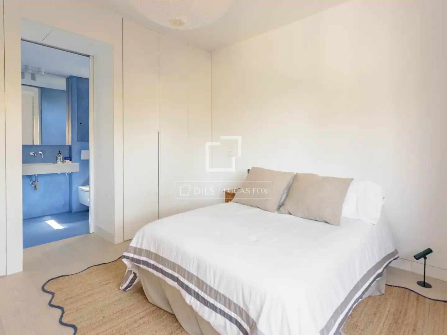 Bedroom of Flat for rent in Madrid  with Air Conditioner, Heating and Private garden