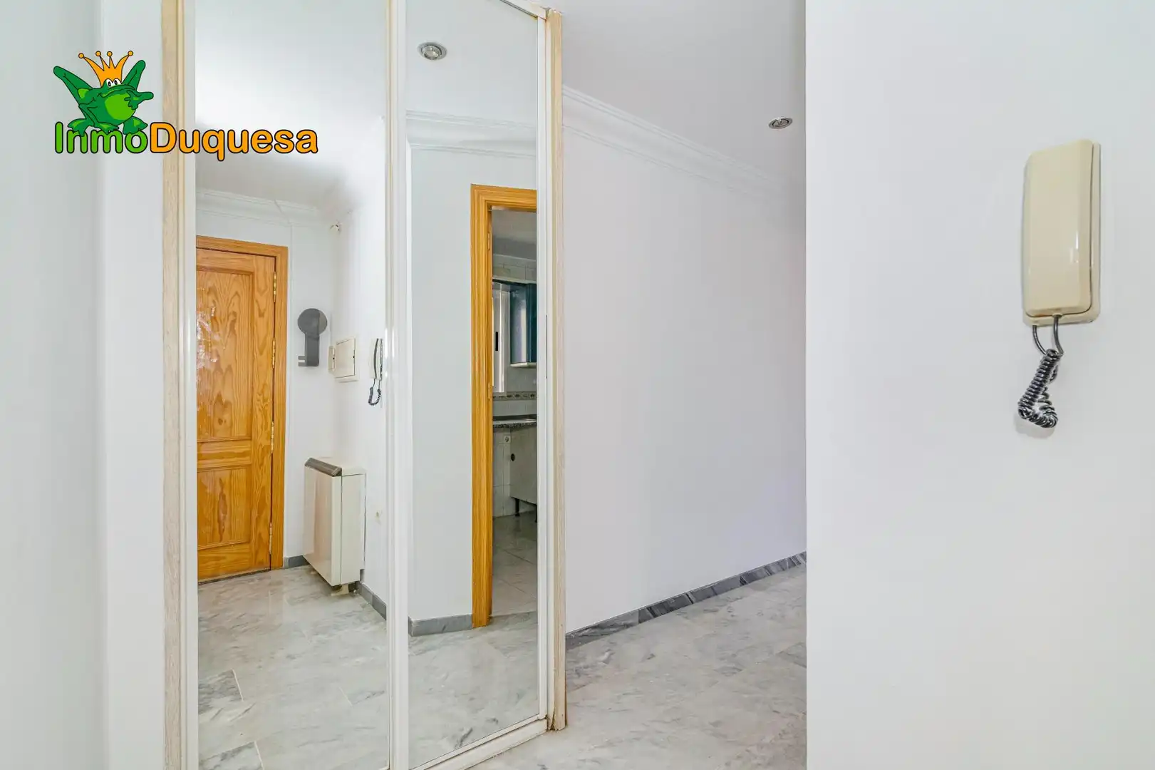 Piso en venta en La Zubia con Aire acondicionado, Calefacción y Terraza