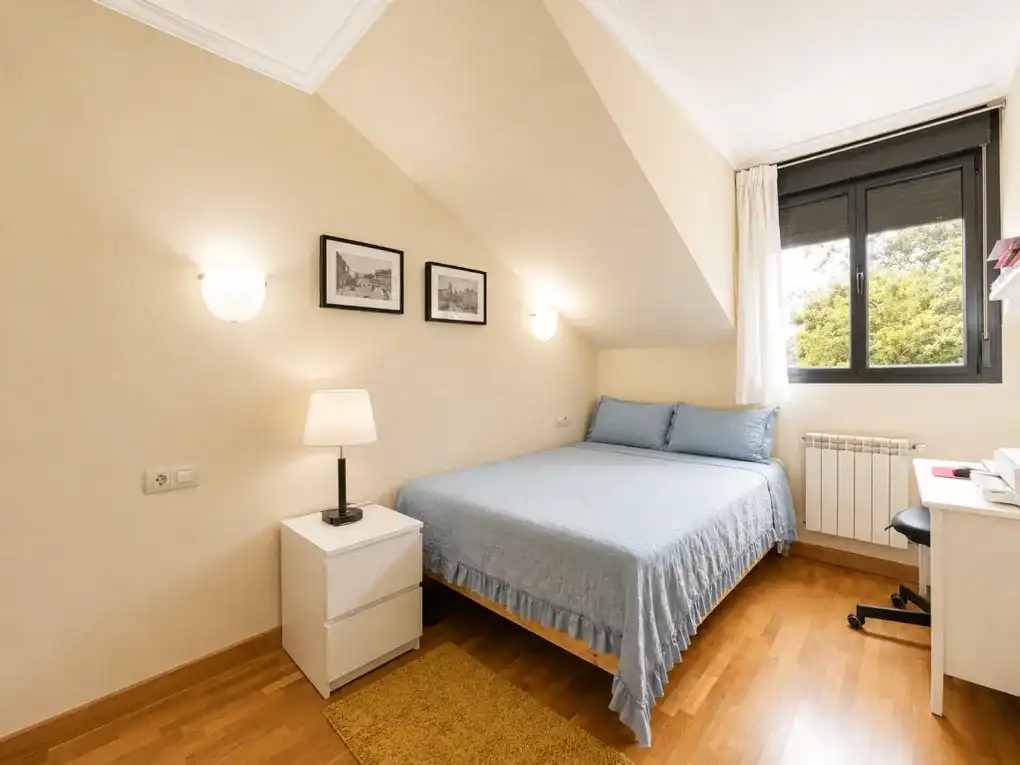 Bedroom of Attic for sale in Llanes  with Heating and Furnished
