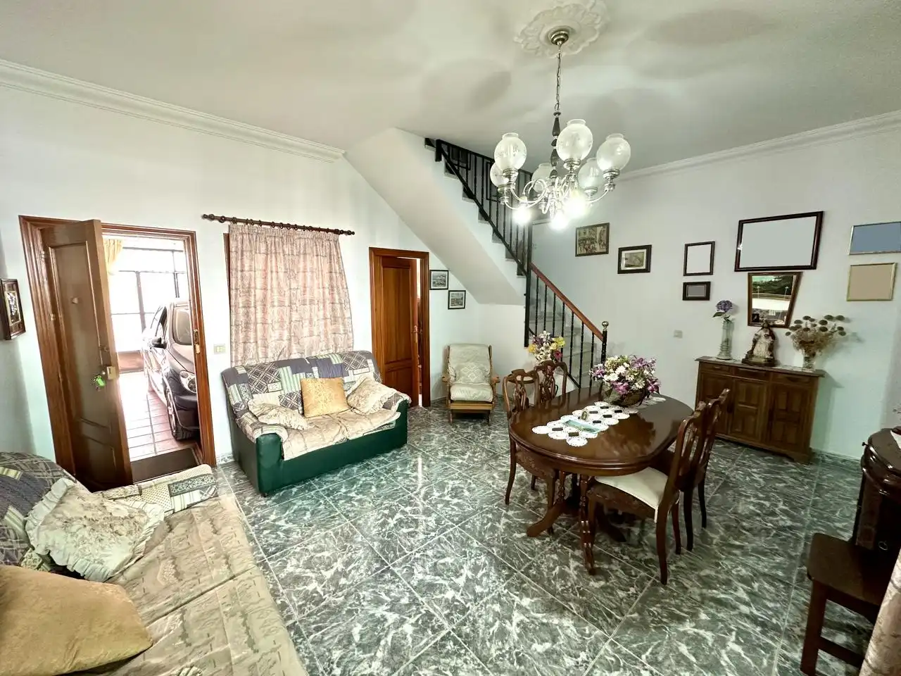 Casa adosada en venda en Sierra de Yeguas amb Aire condicionat, Jardí privat i Terrassa