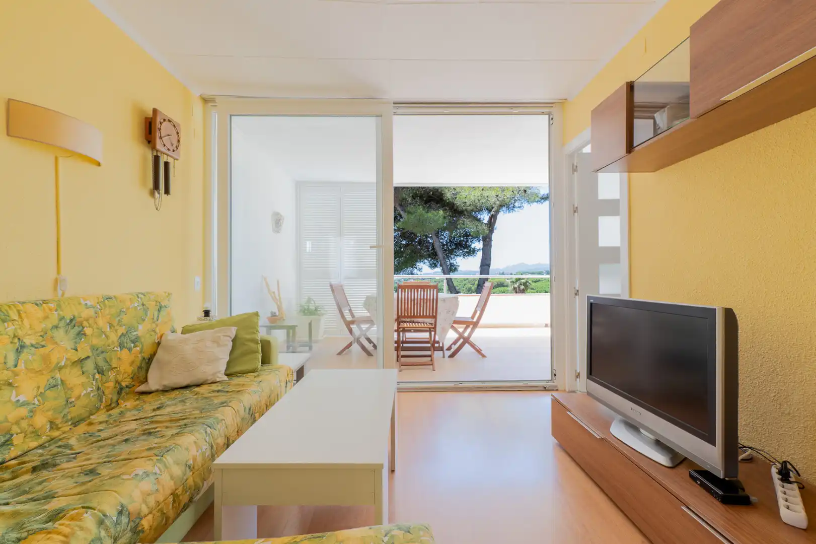 Sala d'estar de Apartament en venda en Castell d'Aro, Platja d'Aro i s'Agaró amb Aire condicionat, Terrassa i Moblat