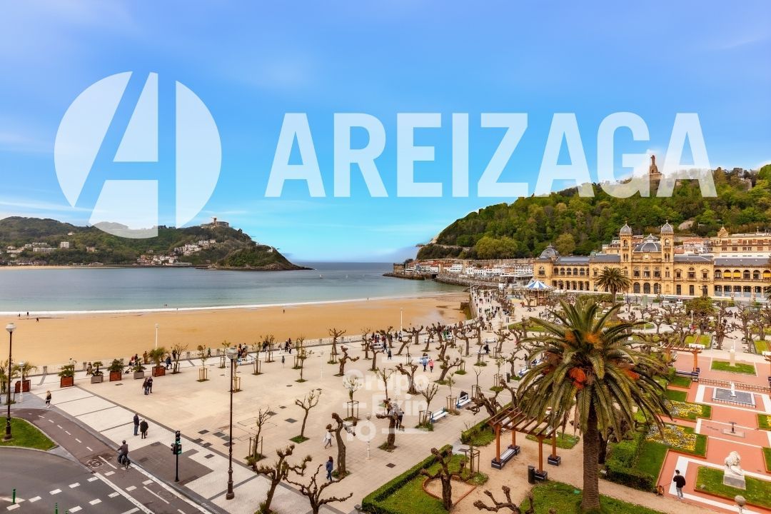 Vista exterior de Pis en venda en Donostia - San Sebastián  amb Calefacció, Traster i Balcó