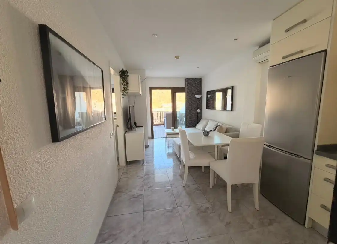 Wohnzimmer von Wohnungen zum Verkauf in Mogán mit Klimaanlage, Terrasse und Möbliert