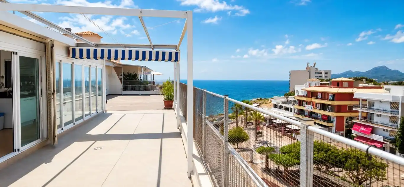 Terrasse von Wohnung zum Verkauf in Capdepera mit Klimaanlage, Terrasse und Möbliert