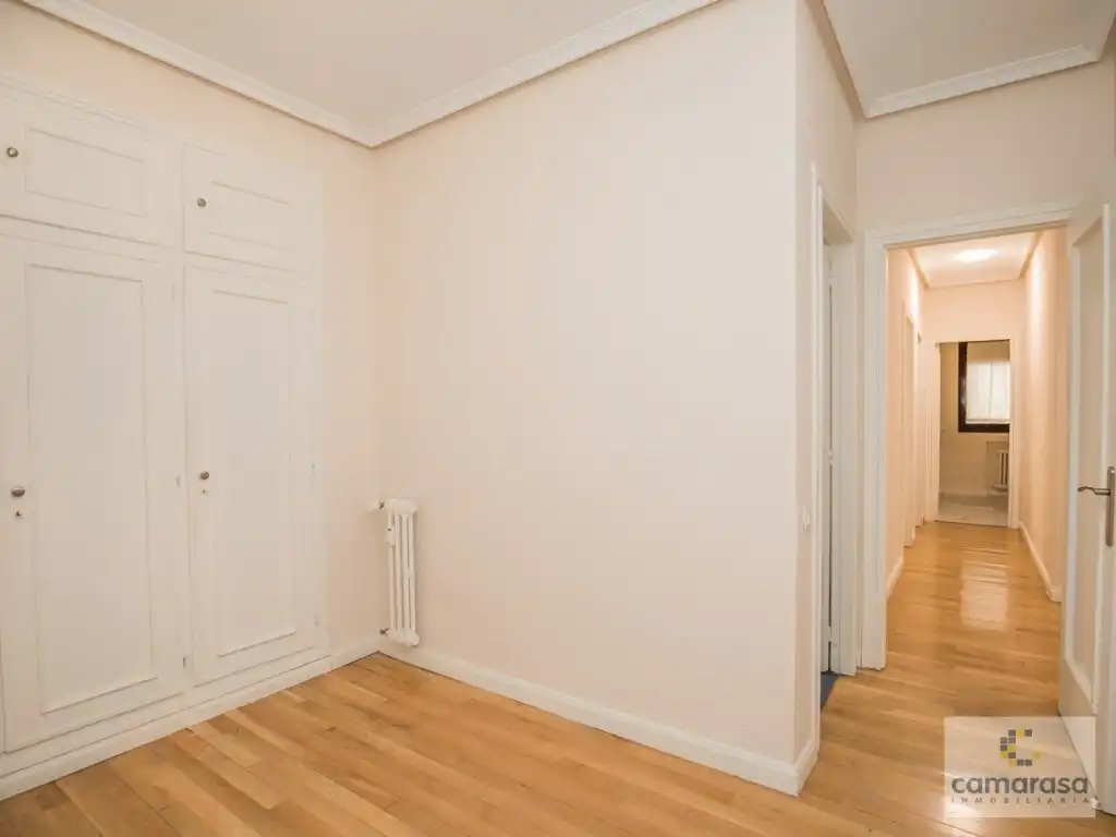 Flat with lift to rent in Plaza Claudio Sanchez Albornoz 4, imagen 22