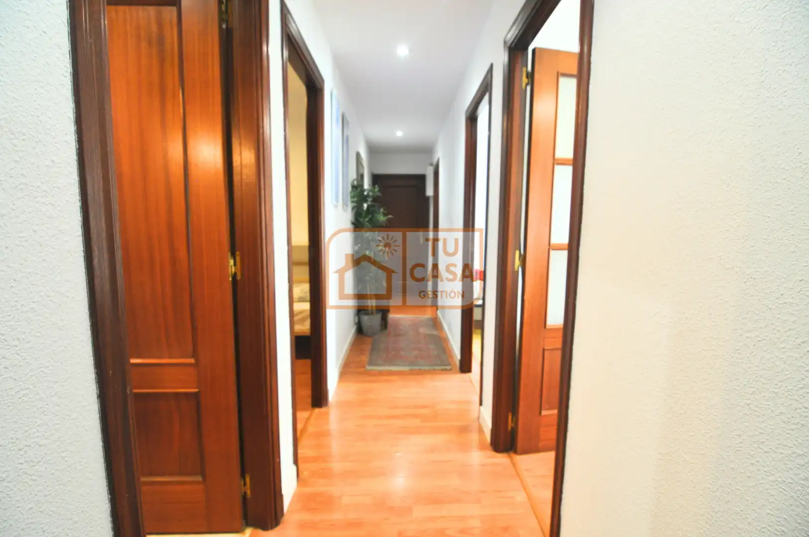 Flat for rent in Cáceres  with Air Conditioner, Heating and Parquet flooring