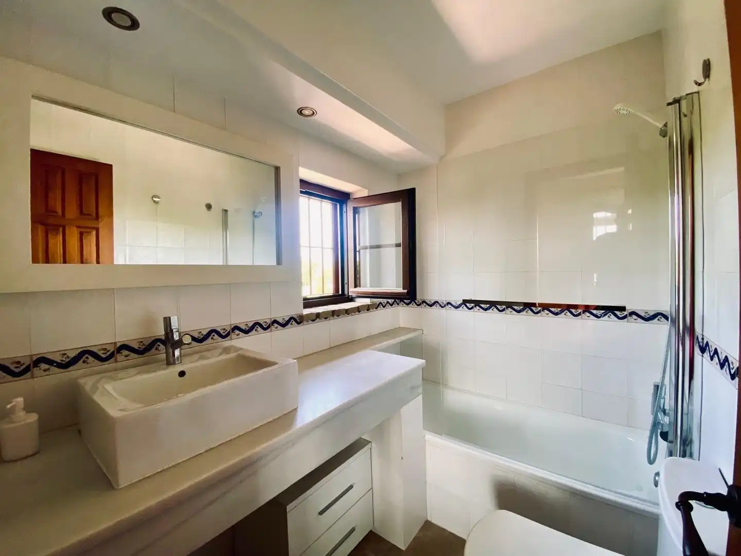 Villa con piscina in vendita a Novo Sancti Petri, imagen 37