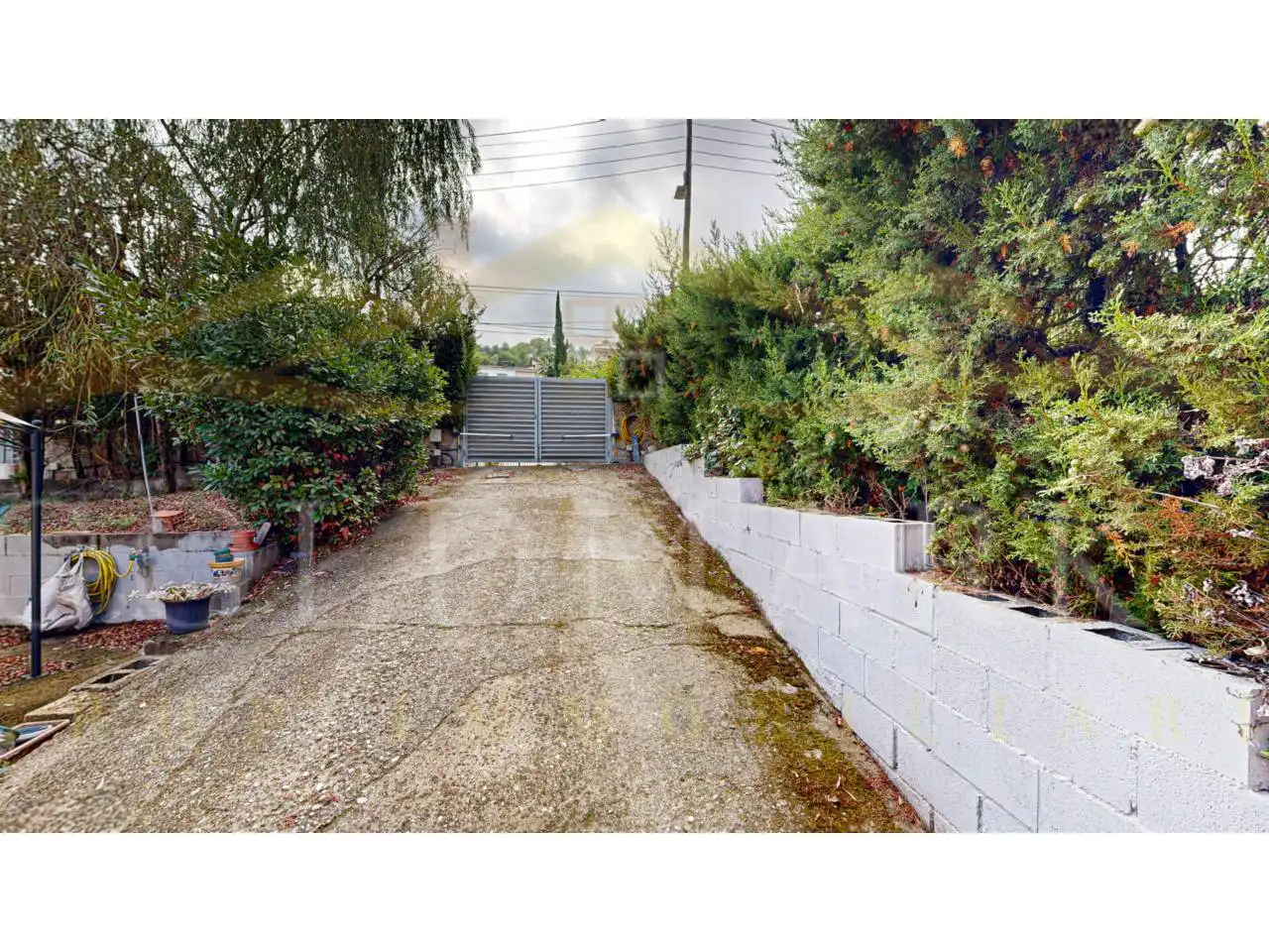 Vista exterior de Casa o xalet en venda en Corbera de Llobregat amb Aire condicionat, Calefacció i Jardí privat