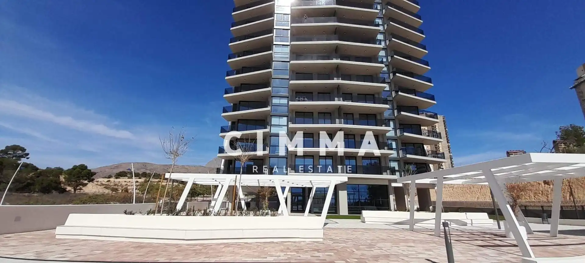 Piso con terraza en venta en Avenida del Alcalde Don Vicente Pérez Devesa, imagen 13