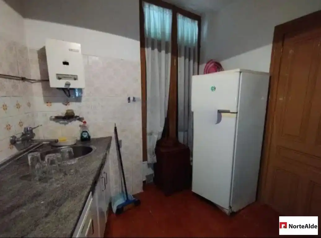 Cocina de Piso en venta en Valle de Tobalina