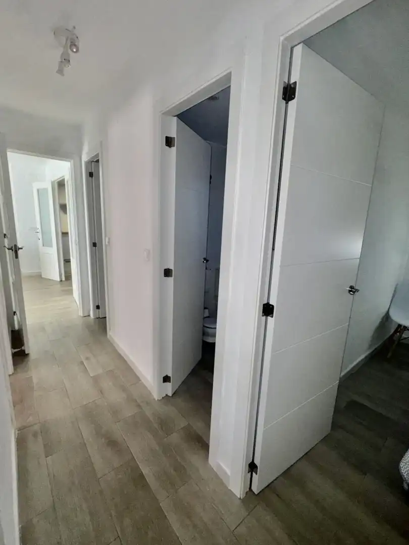 Baño de Piso en venta en Castilleja de la Cuesta con Aire acondicionado y Calefacción