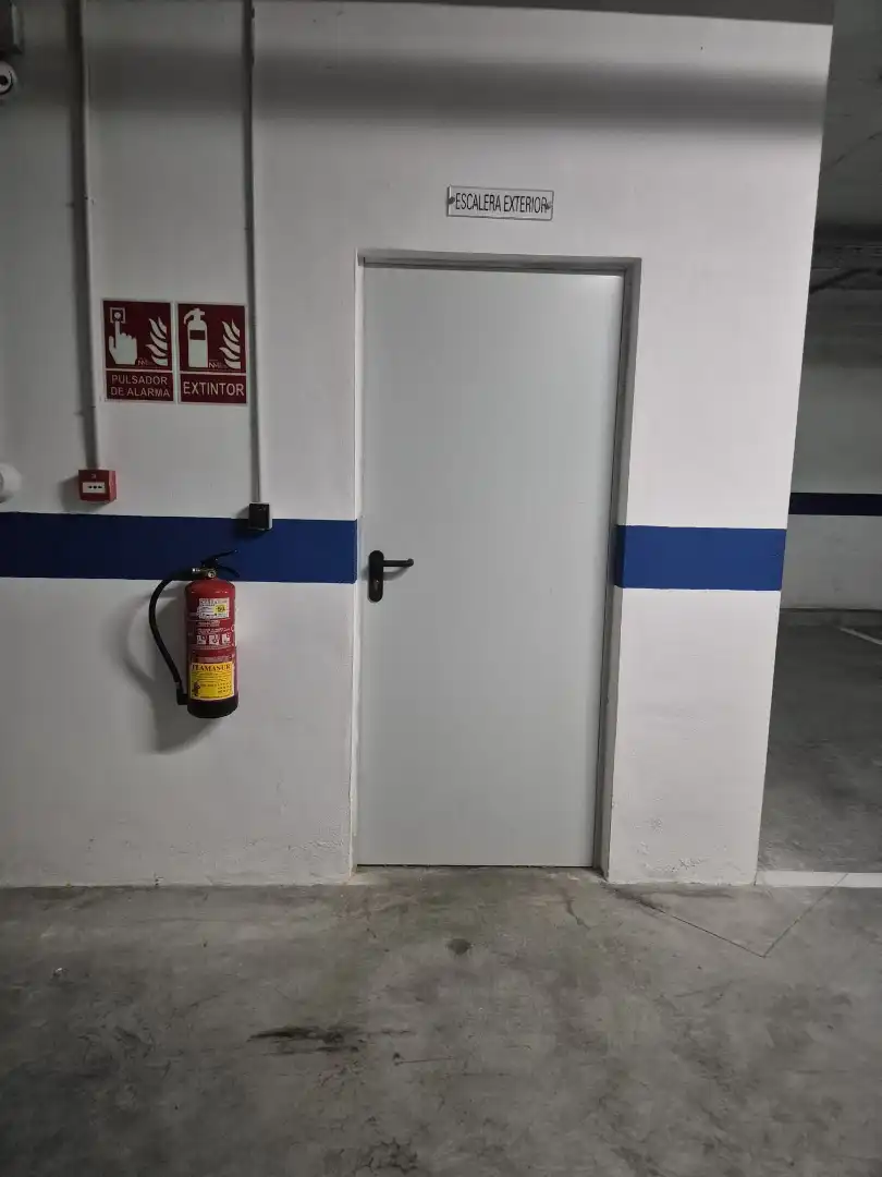 Aparcament amb ascensor en venda a Calle Diamantino García 2, imagen 6