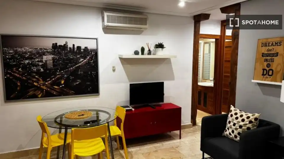 Wohnung zur Miete in Centro, imagen 3
