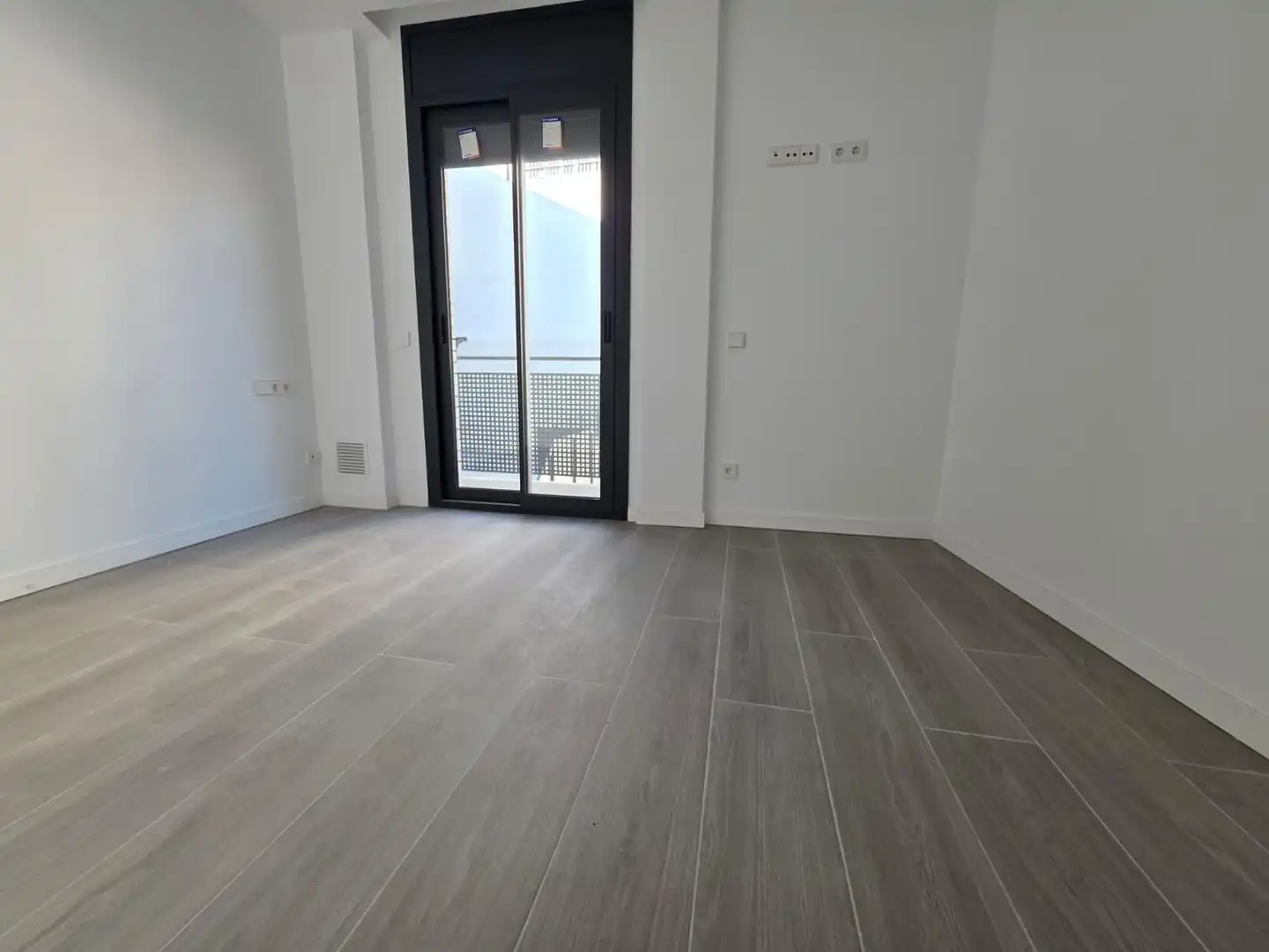 Dúplex con ascensor en venta en El Poble Sec, imagen 6
