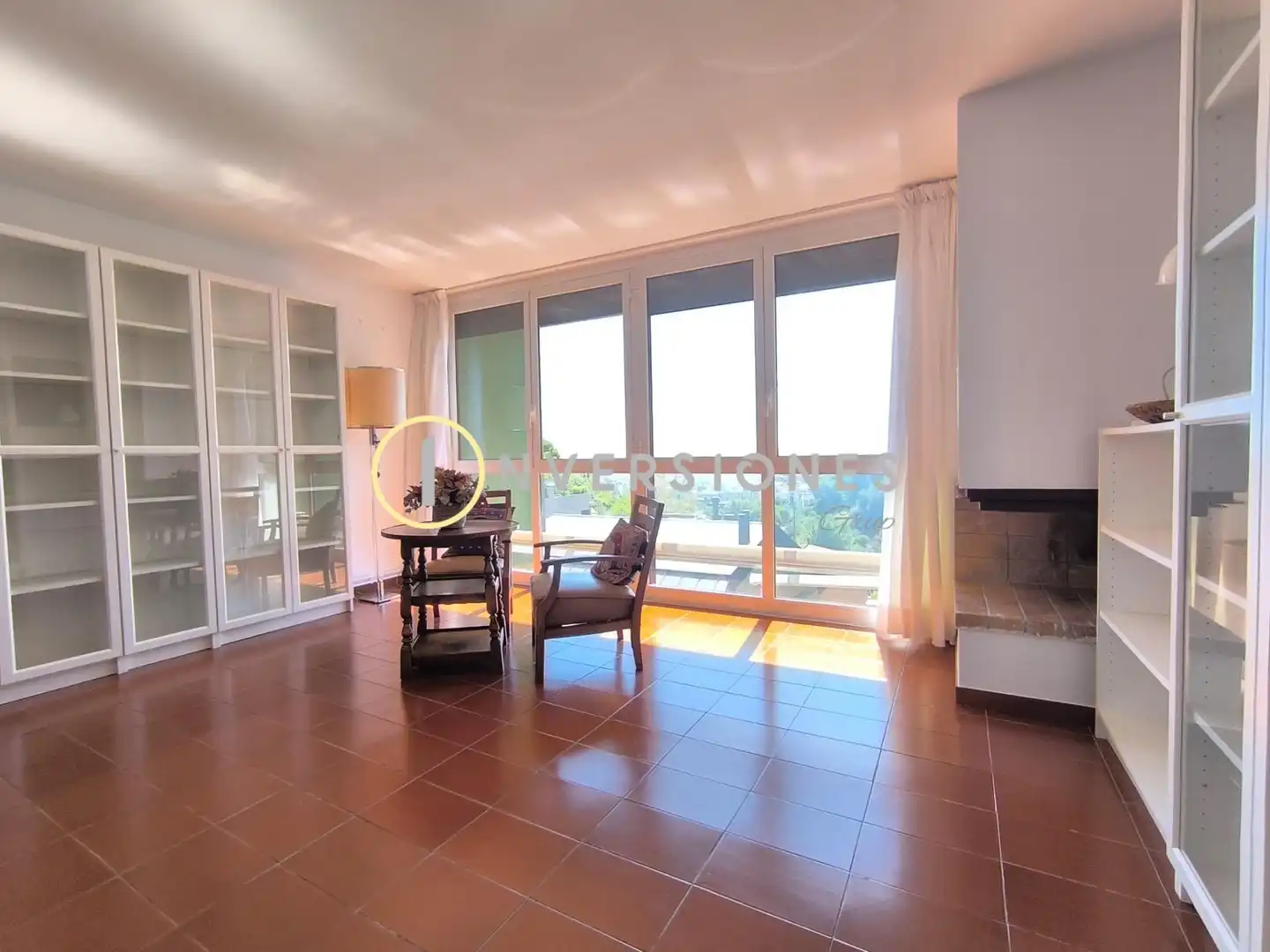Living room of Detached homes for rent in Barcelona  with Terrace and Community pool