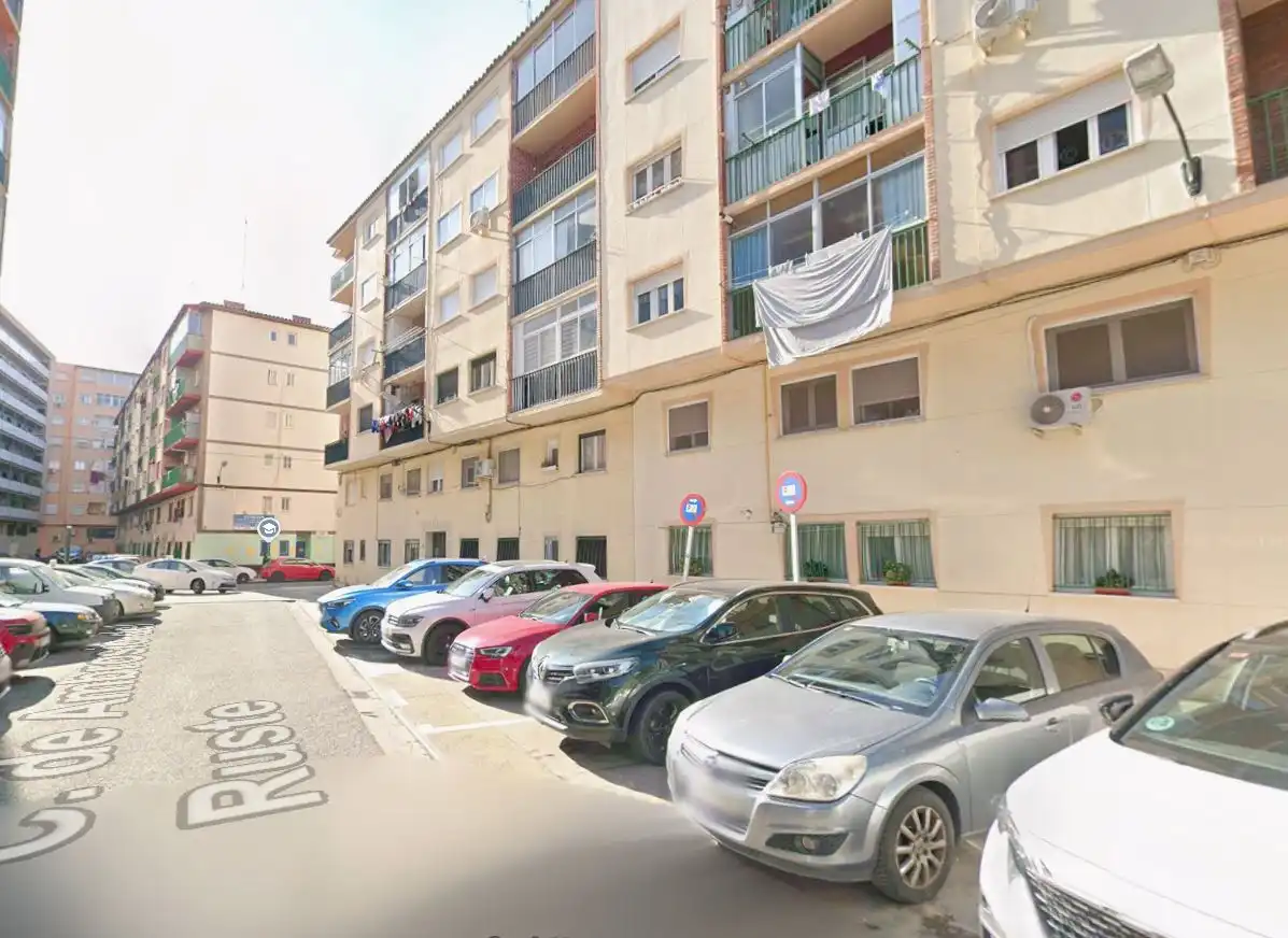 Flat for sale in Calle de Ambrosio del Ruste, imagen 3
