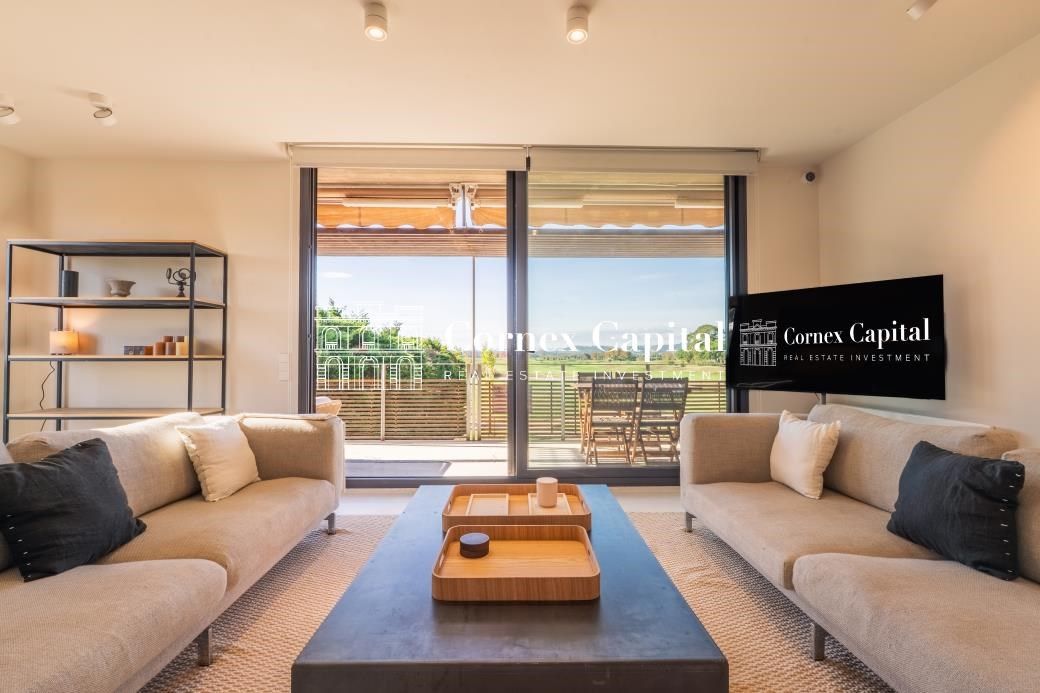 Living room of Flat to rent in Gualta  with Air Conditioner, Heating and Private garden