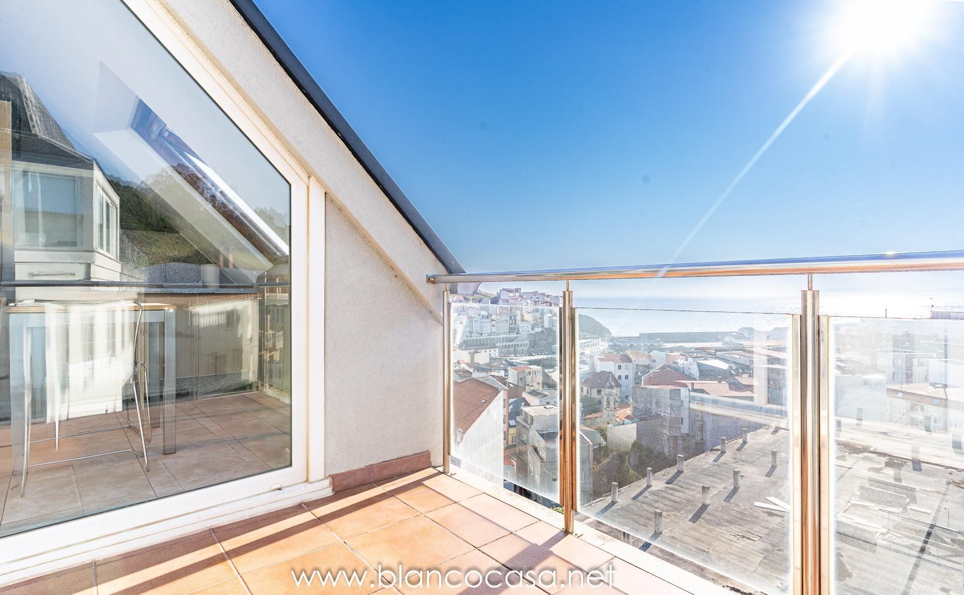 Balcony of Attic for sale in Malpica de Bergantiños  with Terrace and Storage room