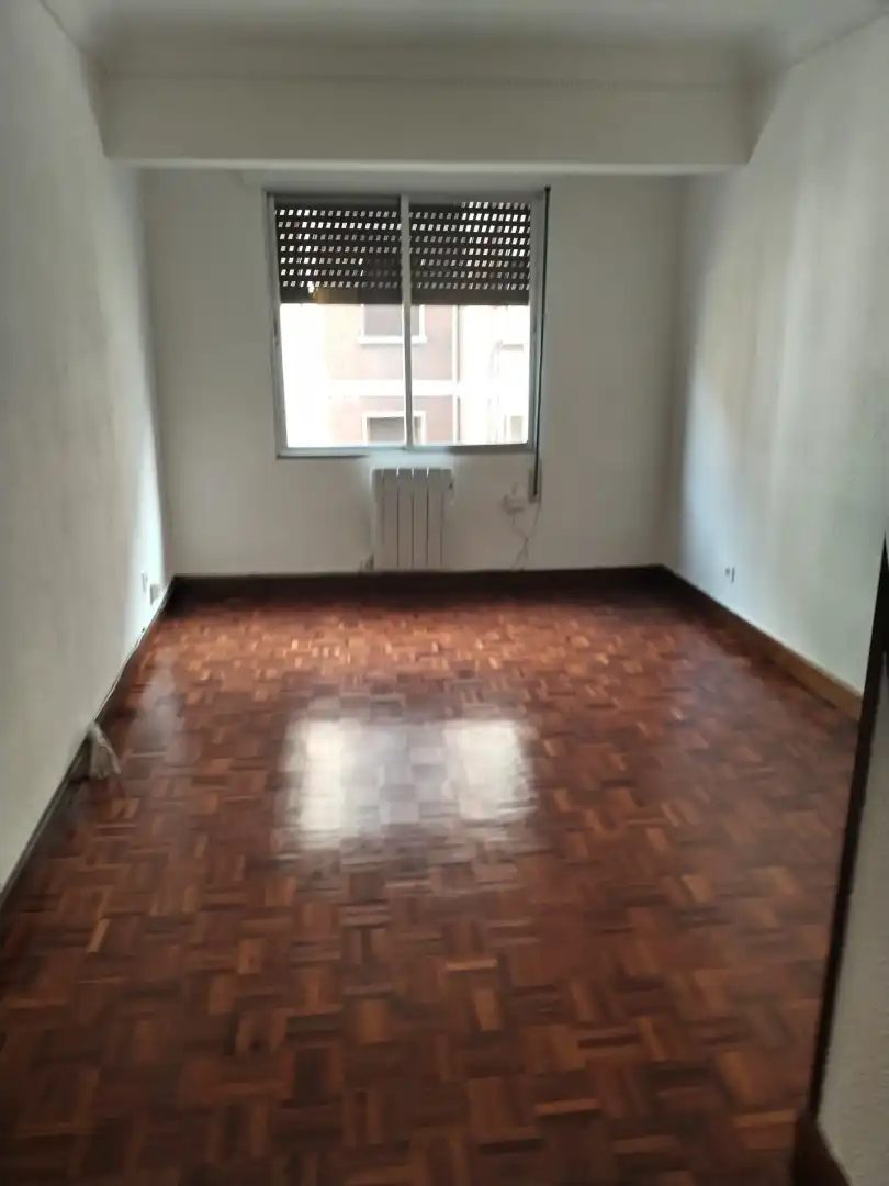 Habitación de Piso en venta en Portugalete con Calefacción, Horno y Lavadora