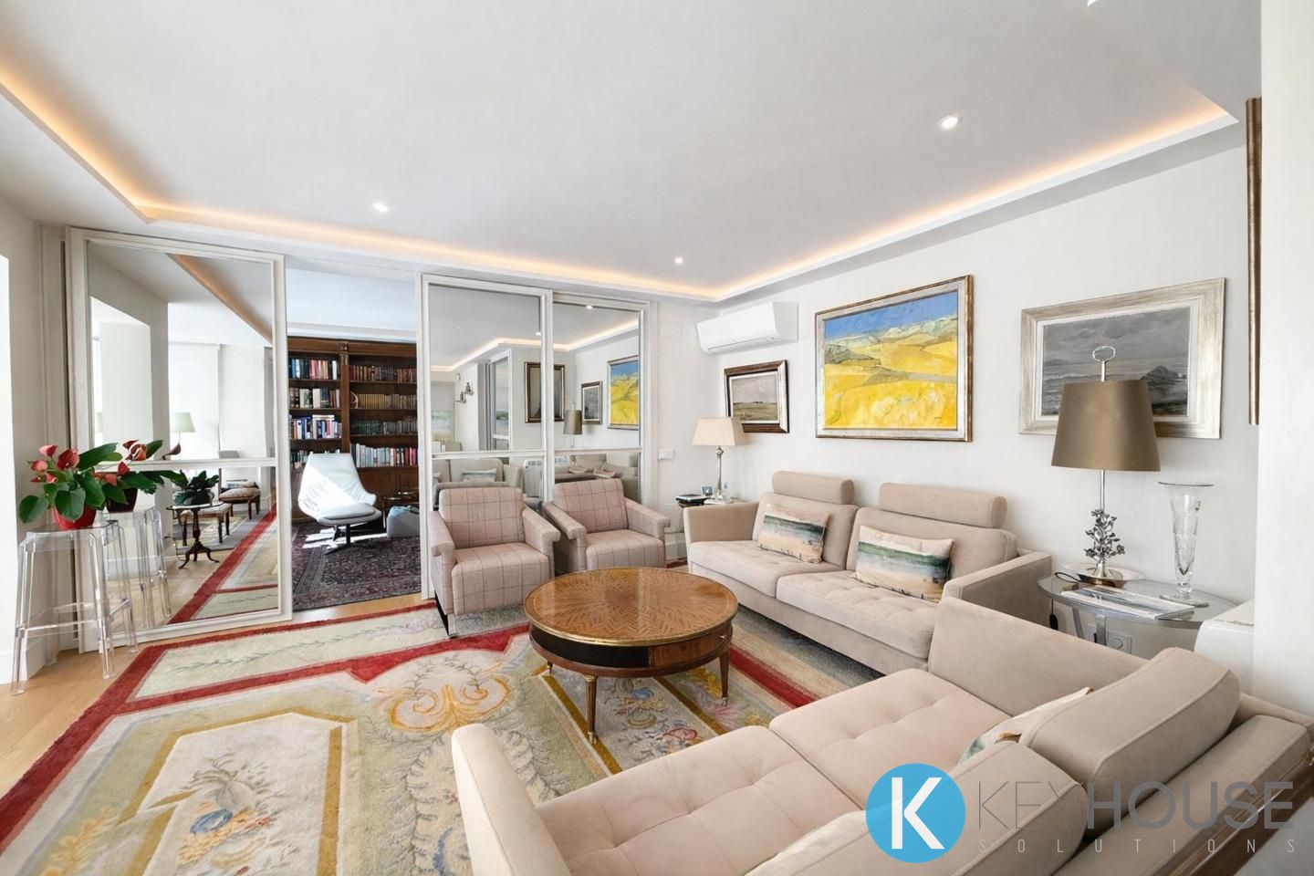 Living room of Flat for sale in  Madrid Capital  with Air Conditioner, Heating and Terrace