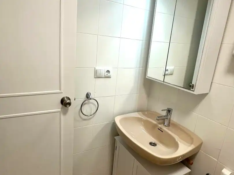 Badezimmer von Dachboden zum Verkauf in Torrevieja mit Klimaanlage und Terrasse
