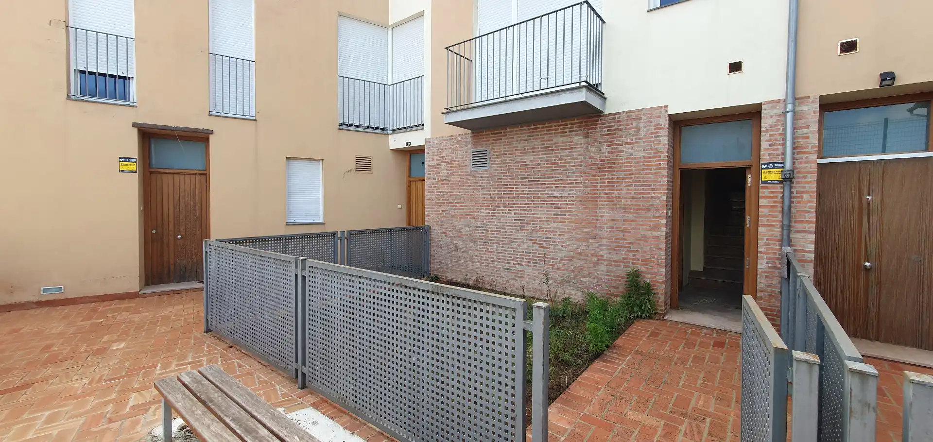 Vista exterior de Casa adosada en venta en Castelló de Rugat con Calefacción, Jardín privado y Terraza