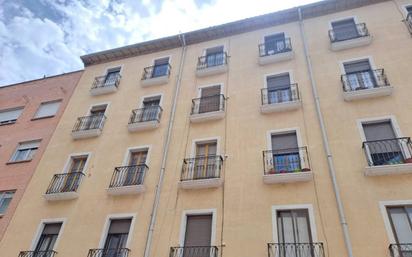 Vista exterior de Pis en venda en Burgos Capital amb Calefacció, Parquet i Balcó