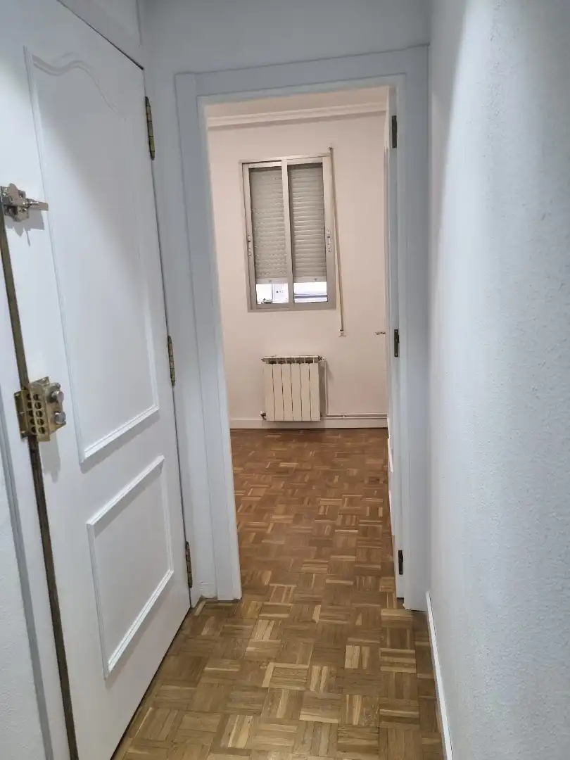Flat for rent in Madrid  with Air Conditioner, Heating and Parquet flooring