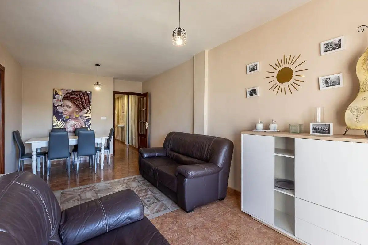 Sala de estar de Piso en venta en Atarfe con Aire acondicionado, Terraza y Trastero