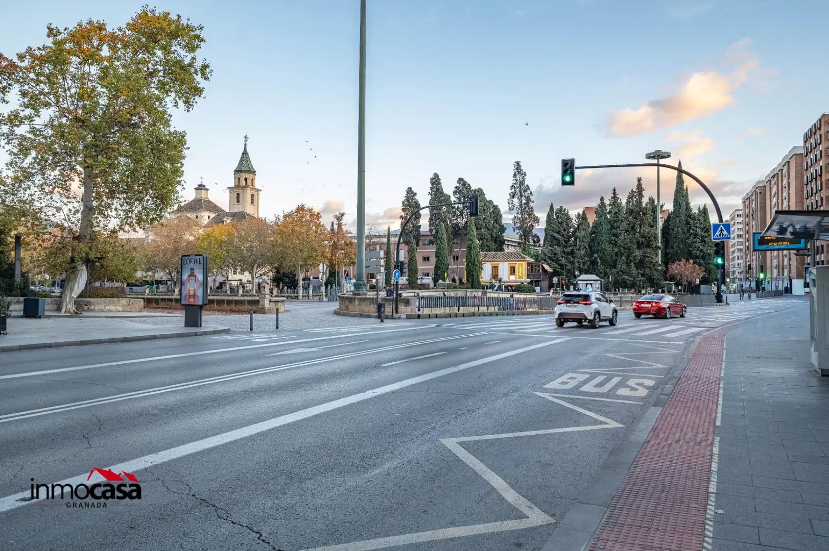Vista exterior de Pis en venda en Granada