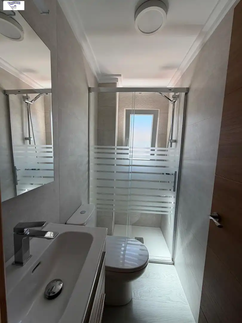 Bathroom of Apartments for sale in Albacete  with Balcony