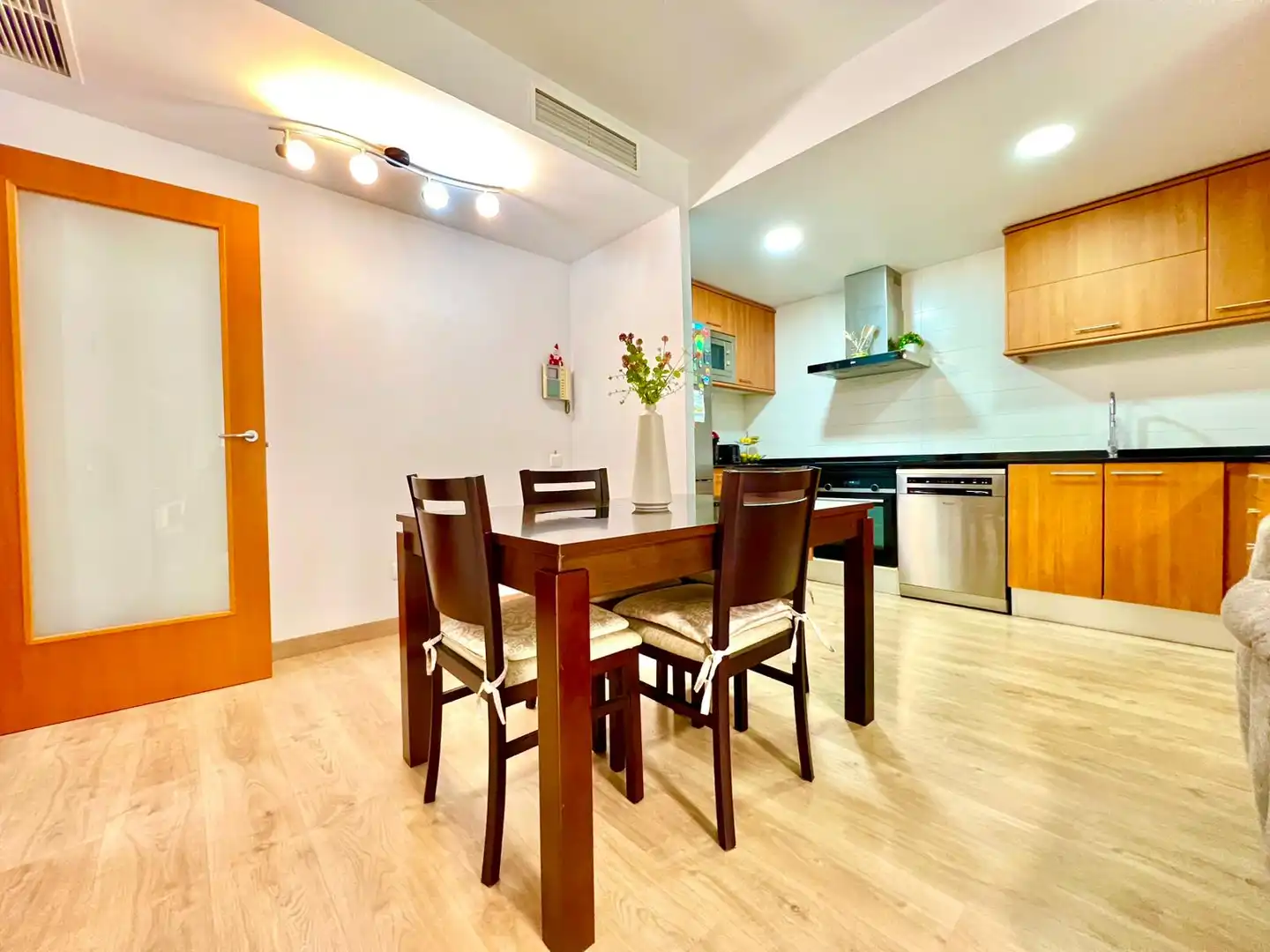 Dining room of Flat for sale in Montcada i Reixac  with Air Conditioner, Heating and Parquet flooring