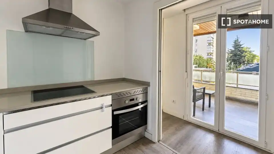 Küche von Wohnung zur Miete in Fuencarral - El Pardo
