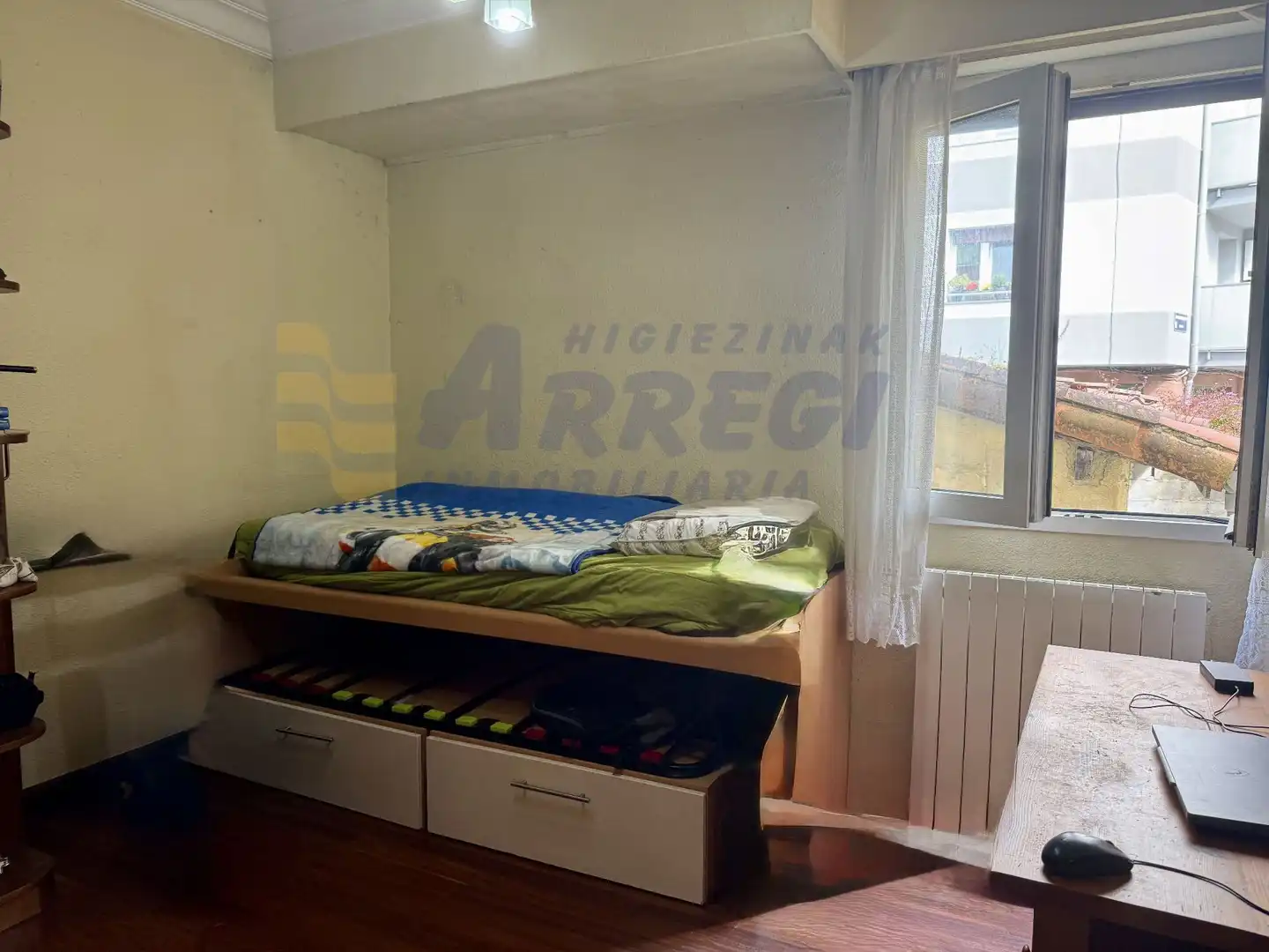 Habitación de Piso en venta en Eibar con Calefacción y Trastero