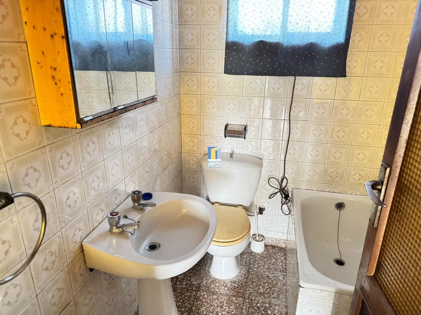 Bany de Casa o xalet en venda en Muga de Sayago amb Jardí privat