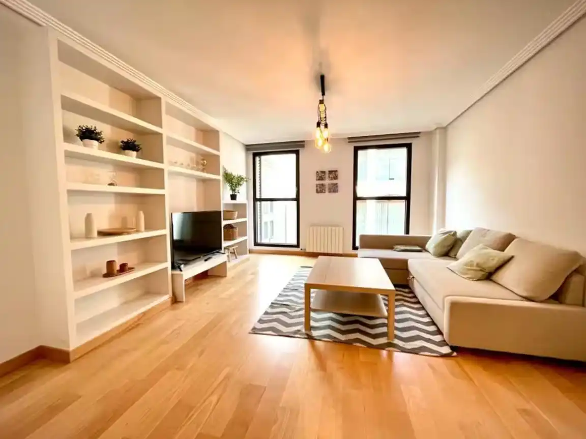 Apartamento de alquiler en Pasaje Vicente Lampérez, 3, Villa Pilar
