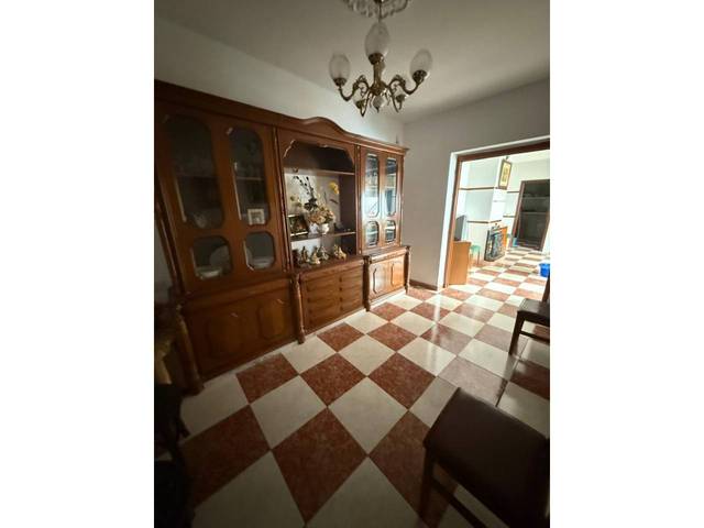 Casa-chalet en Venta en Sabiote