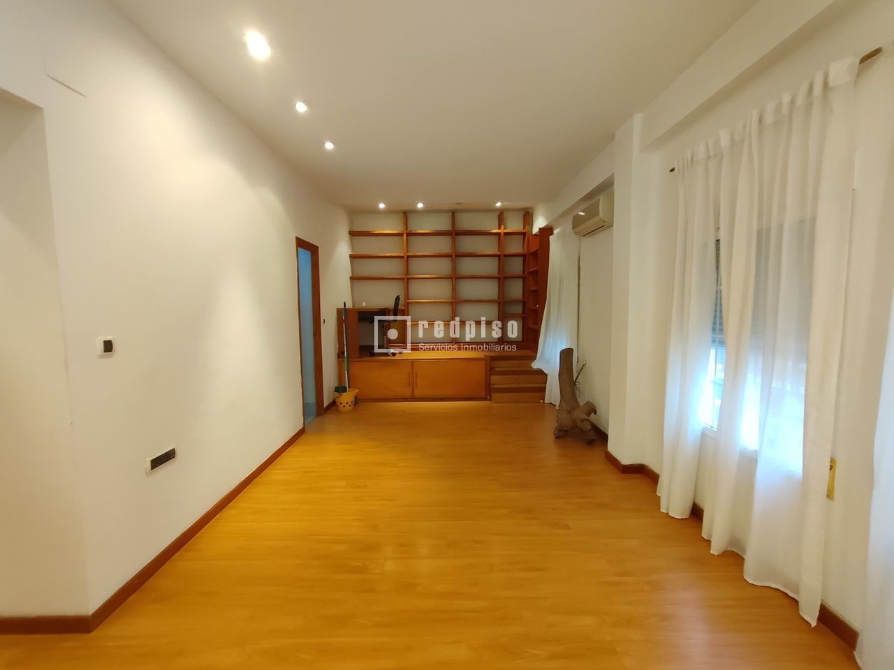 Sala d'estar de Pis de lloguer en Paterna amb Aire condicionat