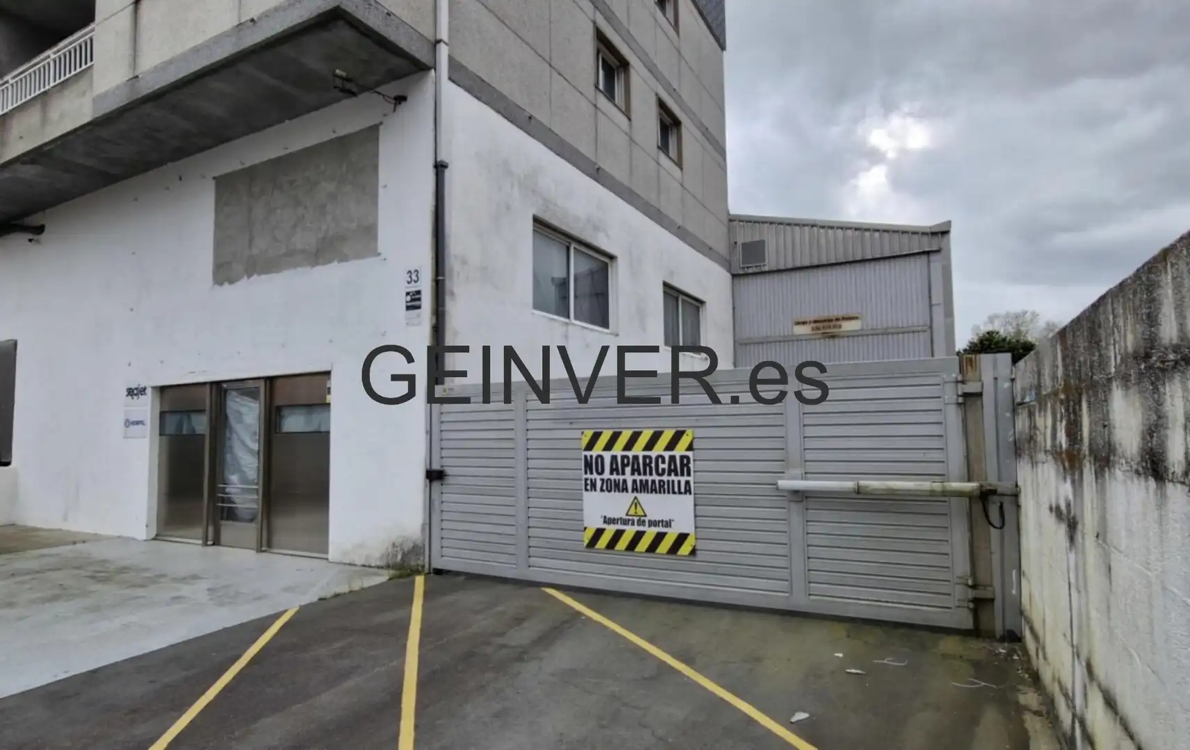 Aparcament de Nau industrial de lloguer en Vigo 