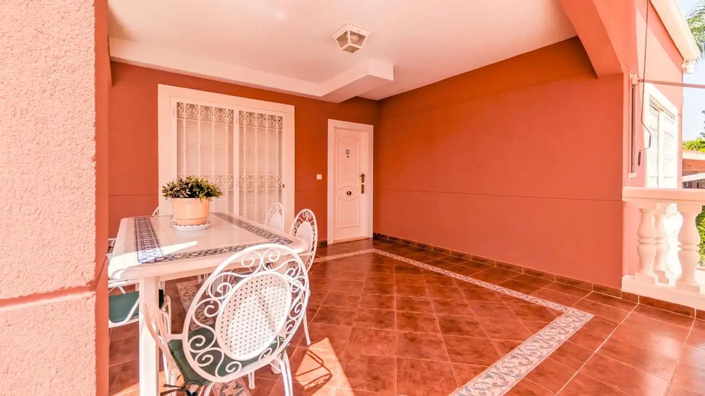 Jardí de Casa o xalet en venda en Elche / Elx amb Aire condicionat, Jardí privat i Terrassa